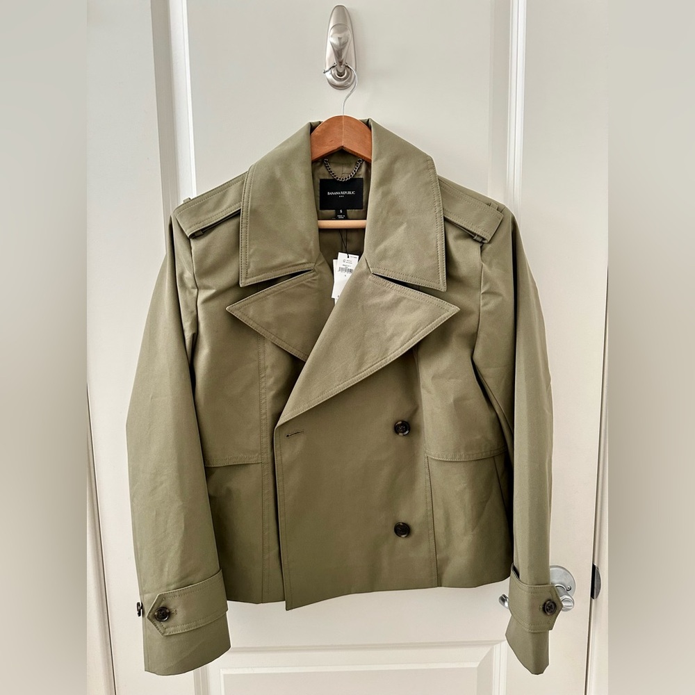 Banana Republic Short Trench Coat